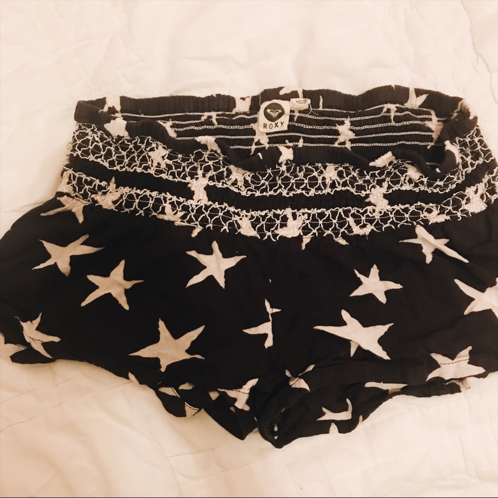R o x y star shorts
