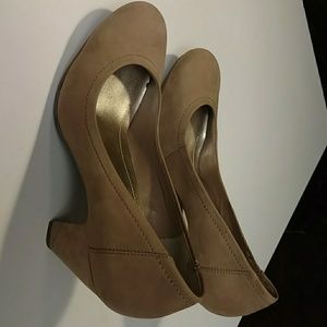 BCB Generation Leather Heals