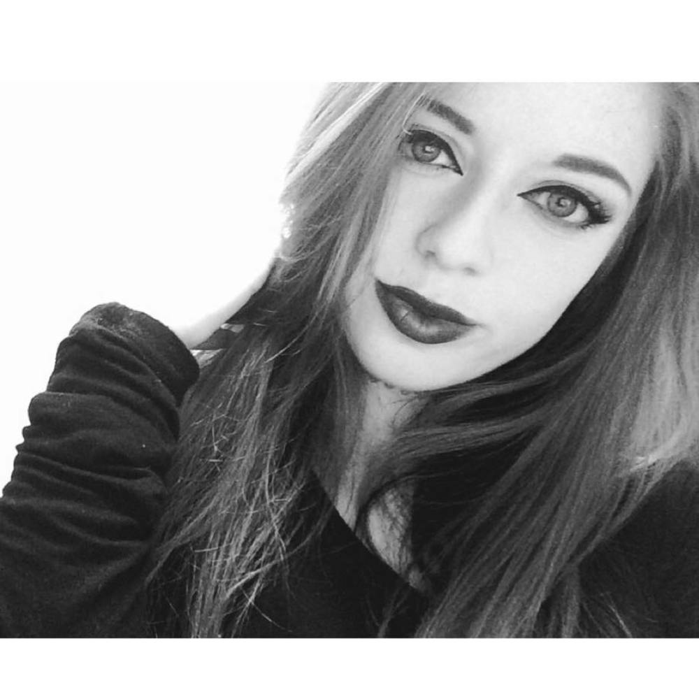 Meet your Posher, Annie