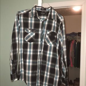 Men’s Plaid Button Up