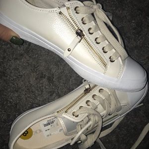 Super hot beige and gold leather coach sneakers