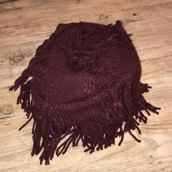 Brand new knit infinity scarf - burgundy - Picture 2 of 3