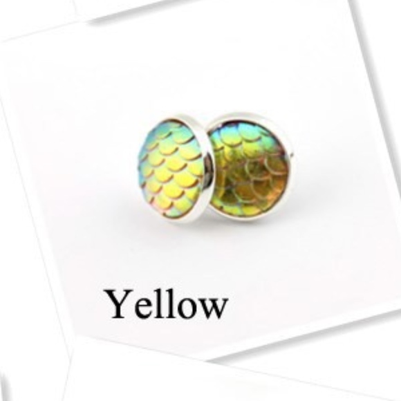 Mermaid Fish Scale Clear Druzy Silver Earrings - Picture 6 of 6