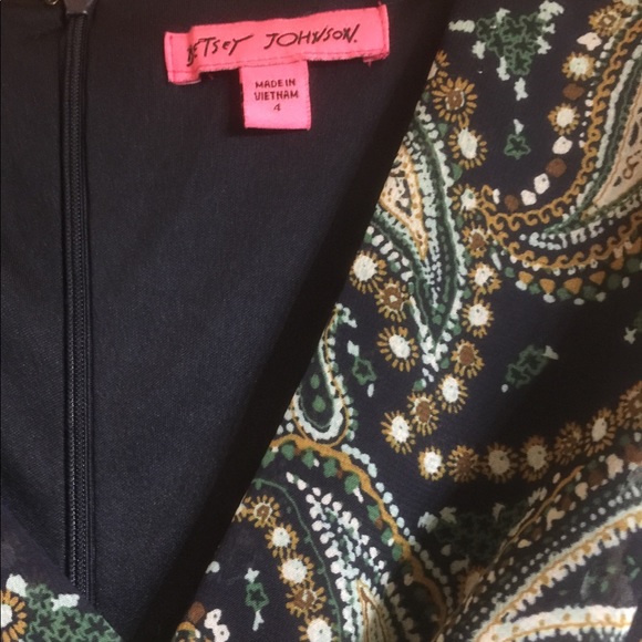 Cocktail dresse - Picture 4 of 4