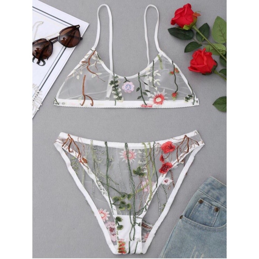 NEW Floral lingerie Set - Bralette and Panties