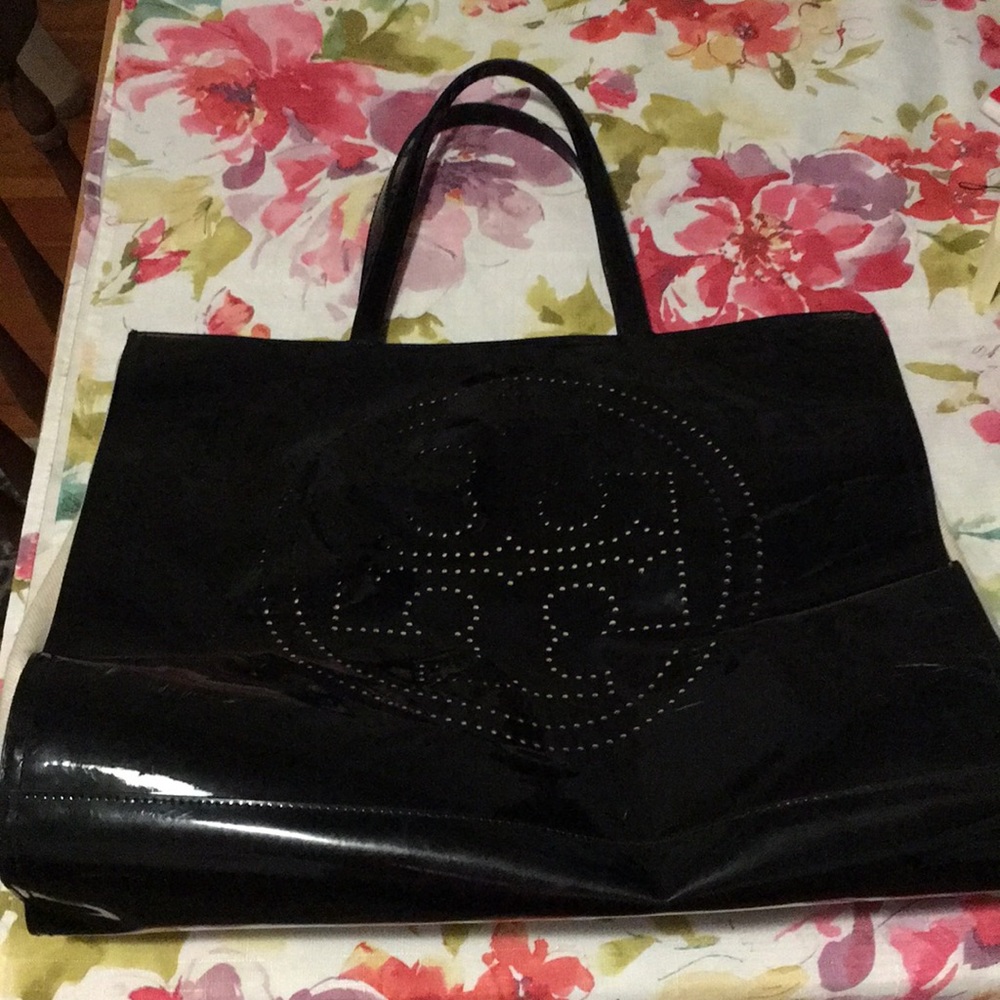Large Tory Burch Ella logo tote