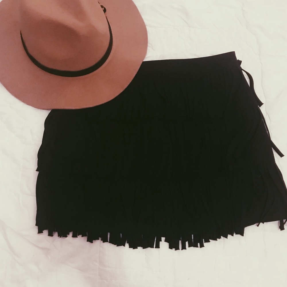 Black fringe skirt