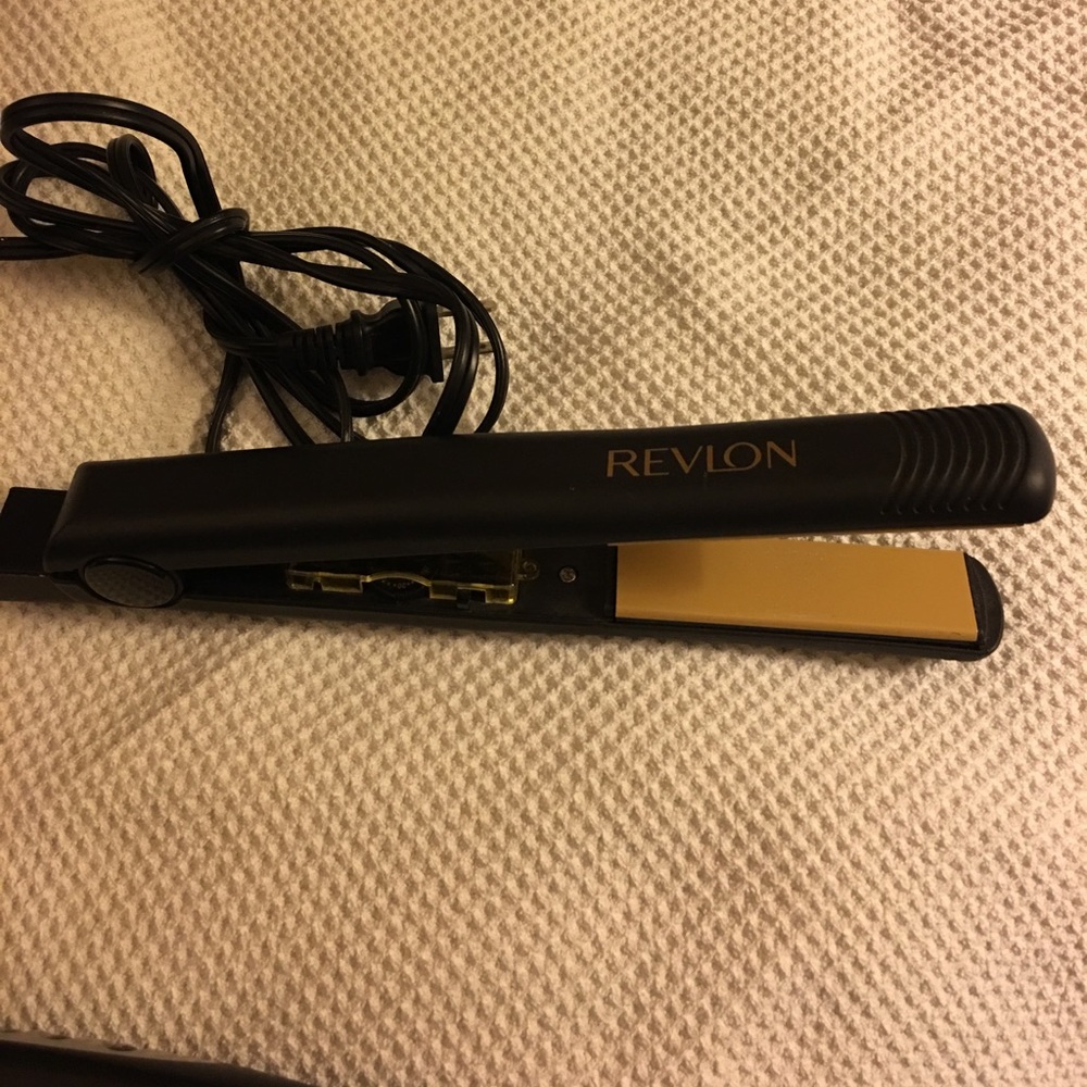 Hair straightener