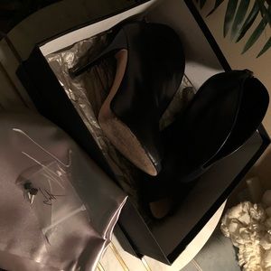 Black leather heels made in Italy