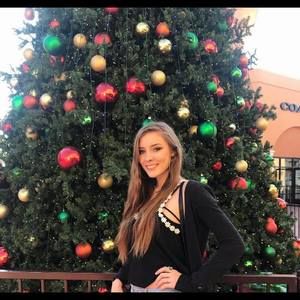 Meet your Posher, Skylar