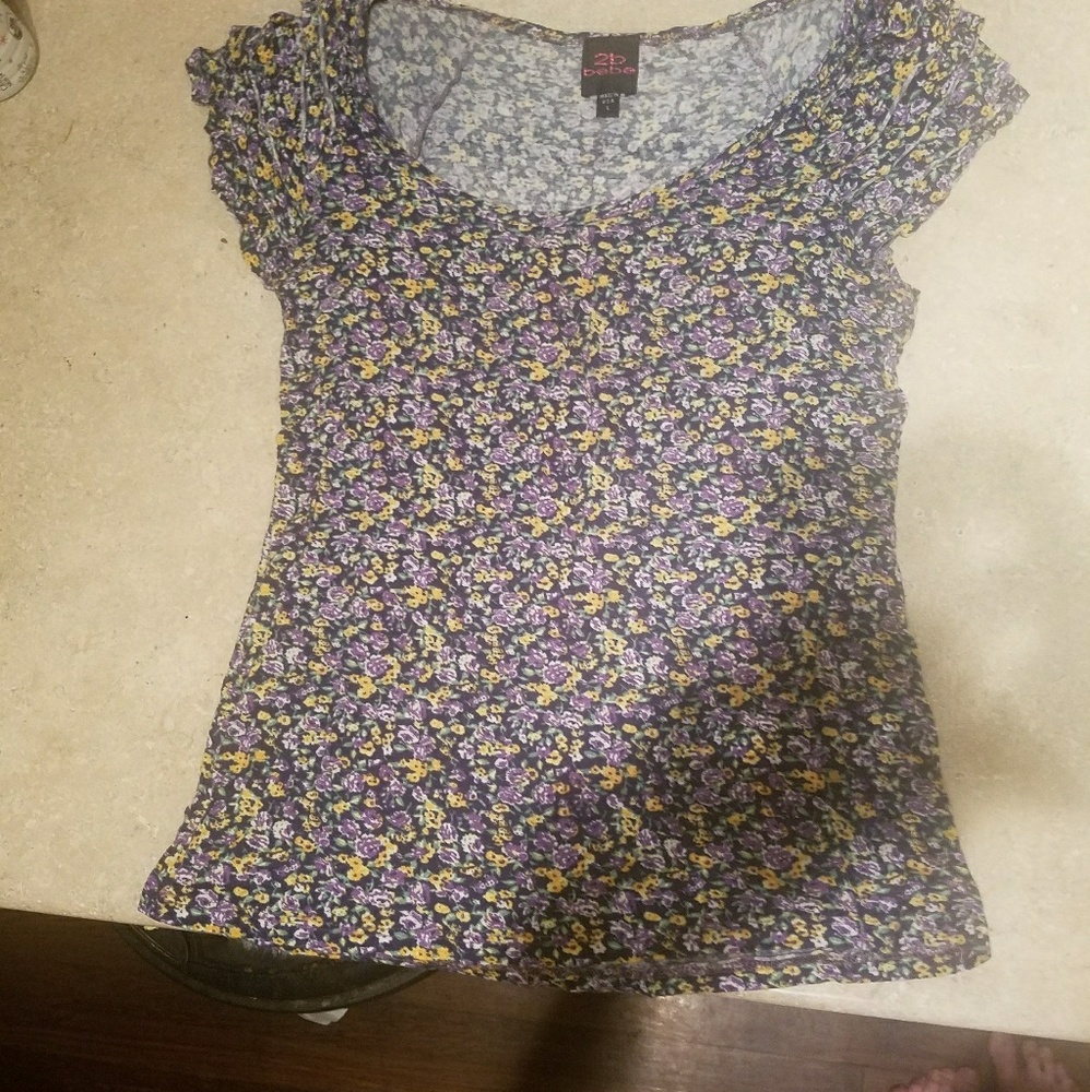 Bebe floral shirt