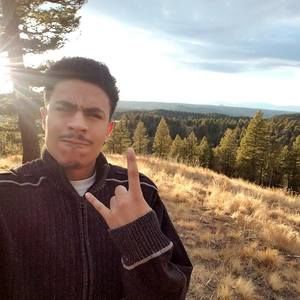 Meet your Posher, Carlos