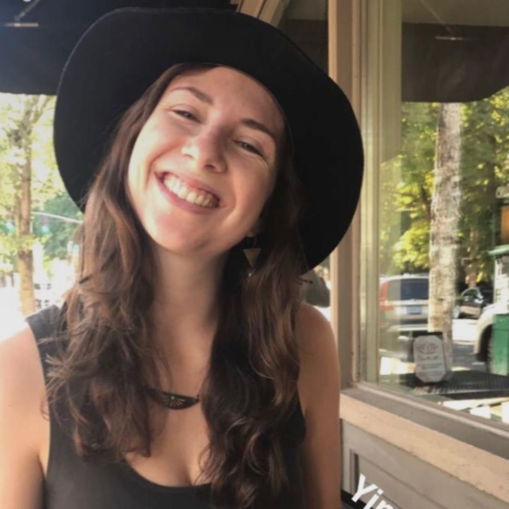 Meet your Posher, Mikaela