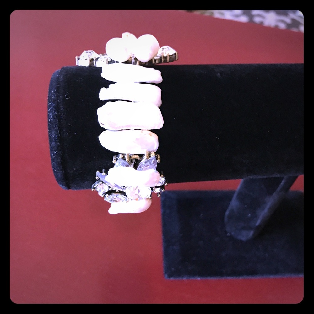 Real water pearl. Bracelet.   Hand made.