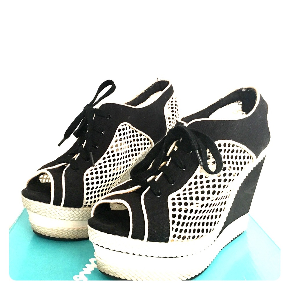 Philip Simon Adam Wedge Women’s Sneaker