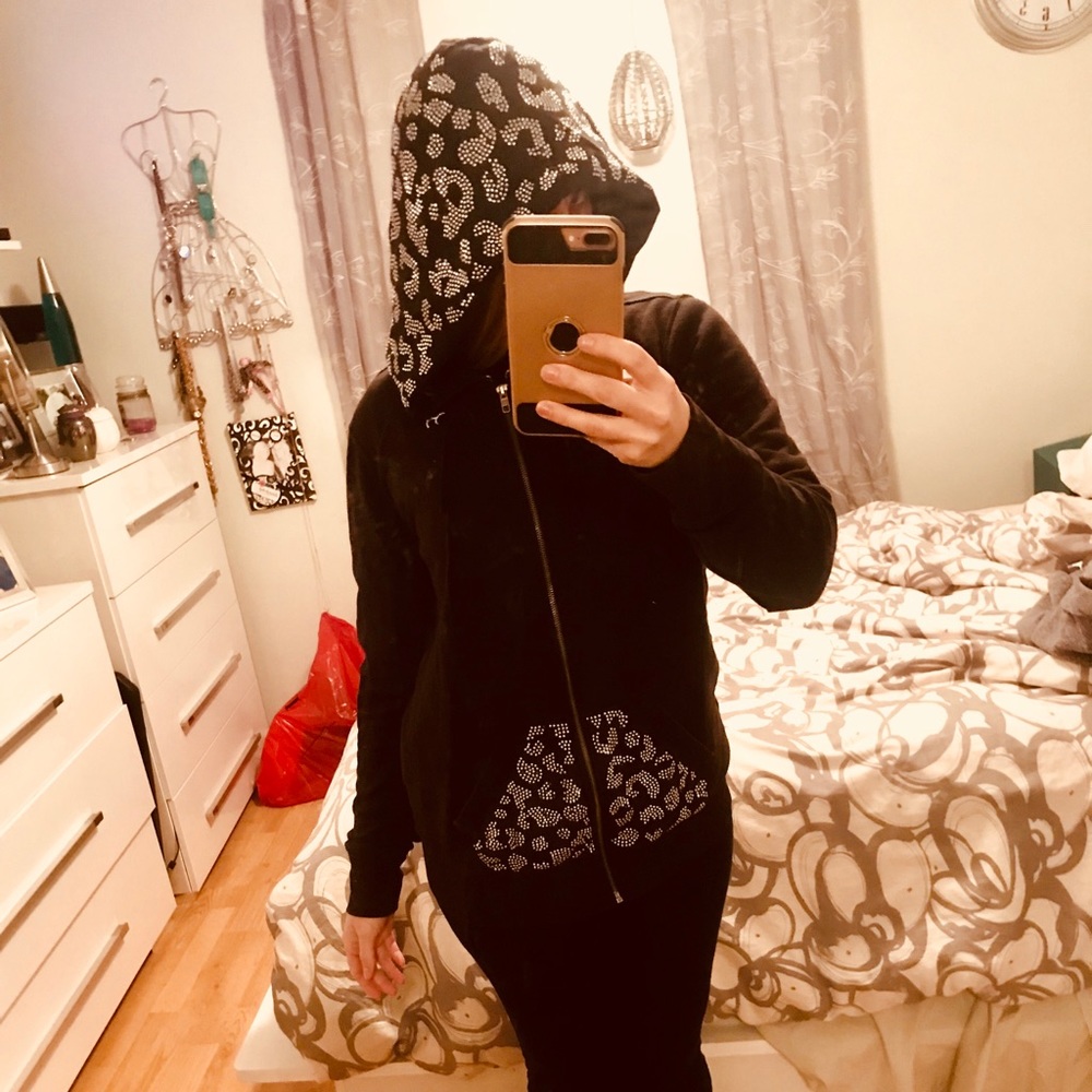 Black VS Zippy w/ Rhinestone Cheetah Print