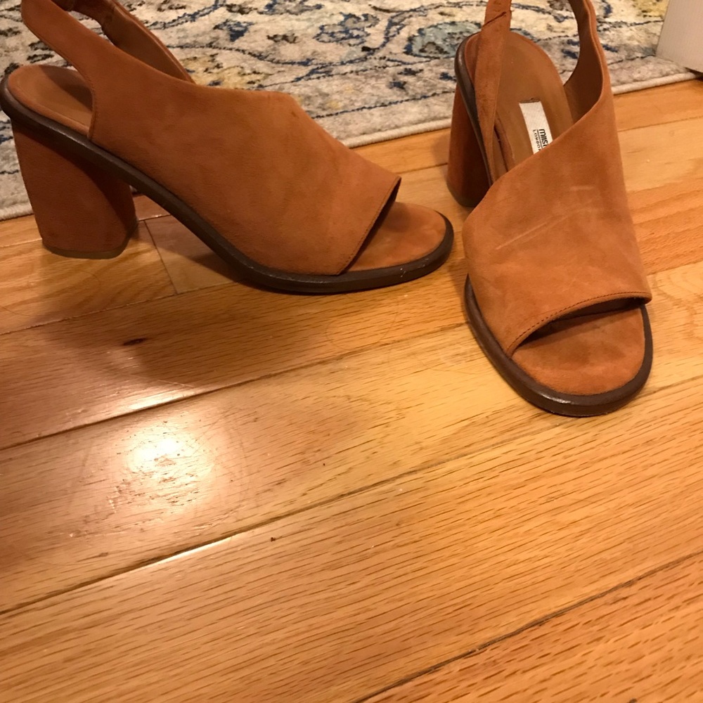 Miista London Chunky “Velvet” Heels - Picture 2 of 7