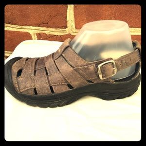 Keene leather sandal