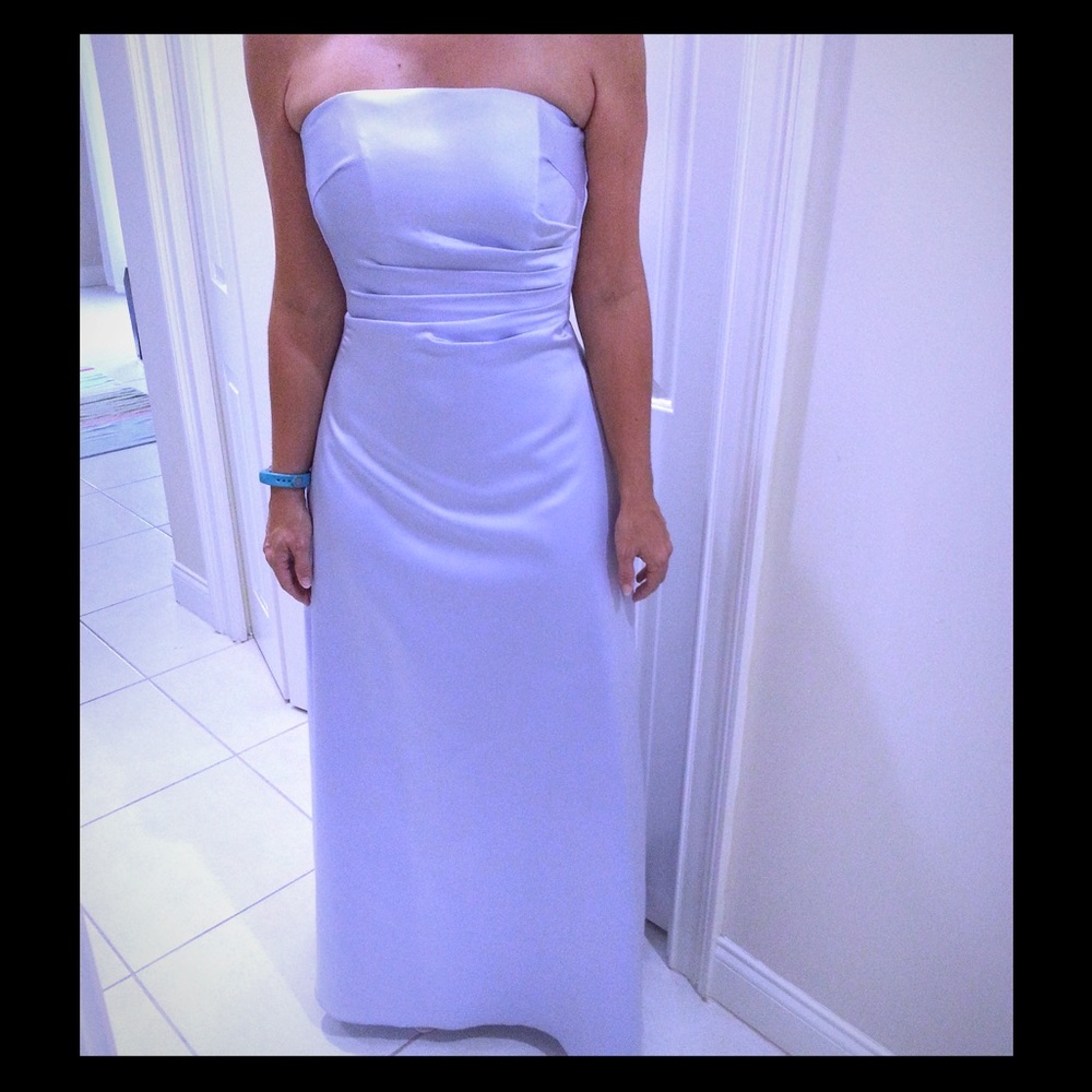 Beautiful light purple prom dress. Size 6.