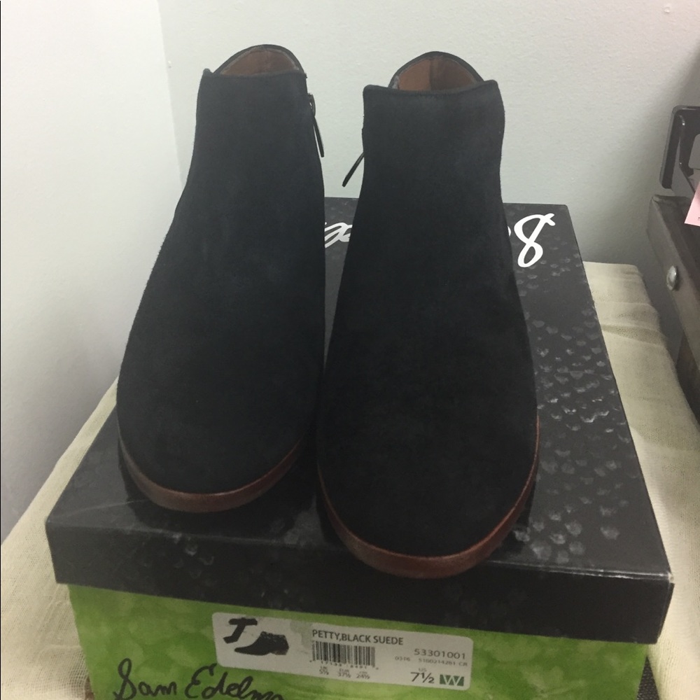 Sam Edelman Petty Ankle Black Bootie NEW - Picture 2 of 4