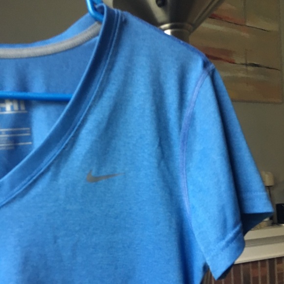 Nike Dri Fit Shirt Regular Fit V-neck Short Sleeve - Picture 3 of 6