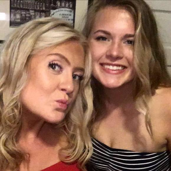 Meet your Posher, Sophie - Picture 1 of 1