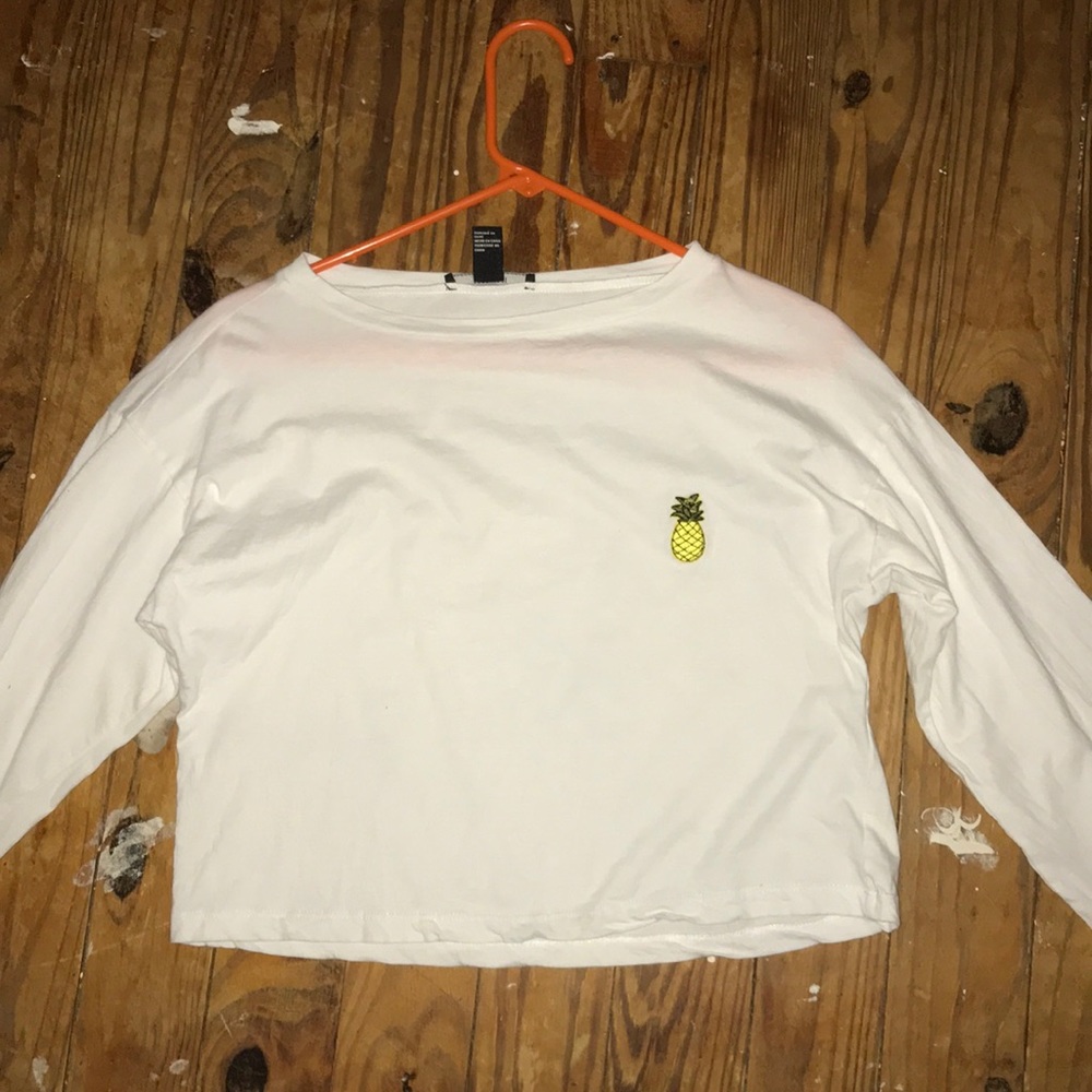 Women’s White Long Sleeve Top