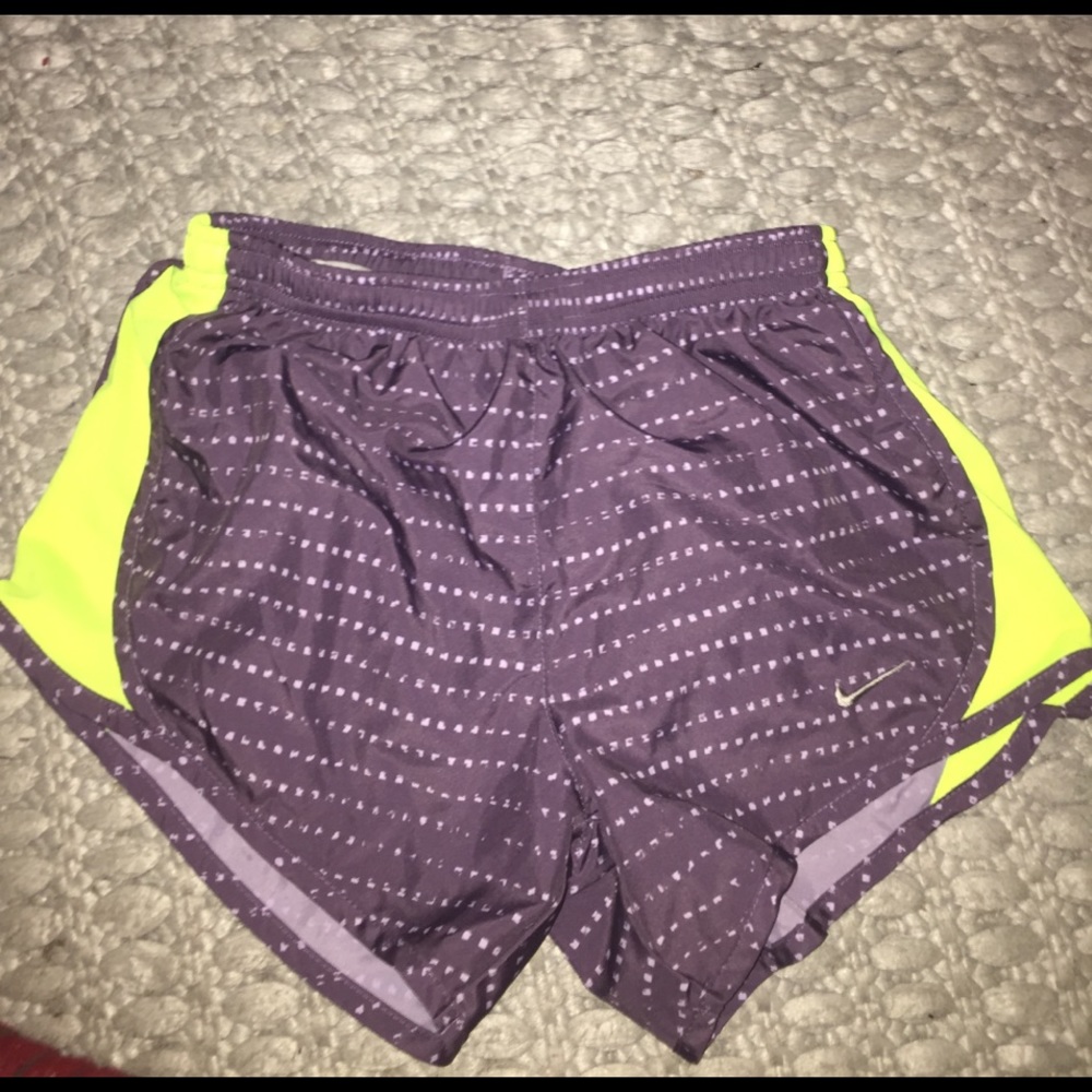 kids m nike shorts