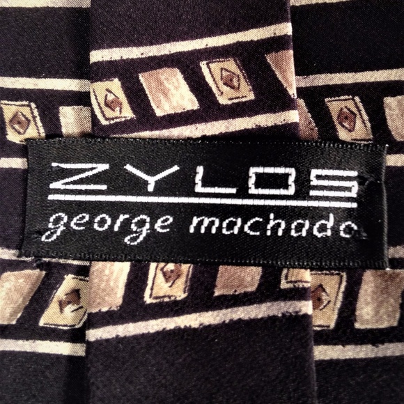 Zylos George Machado Italian Silk Necktie - Picture 4 of 4