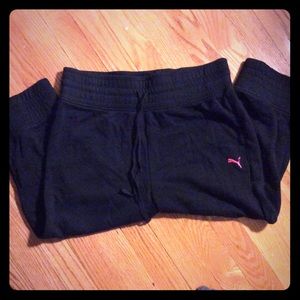 Puma 3/4 length sweatpants black medium