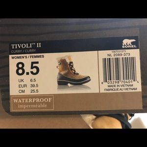 SOREL waterproof snow boots