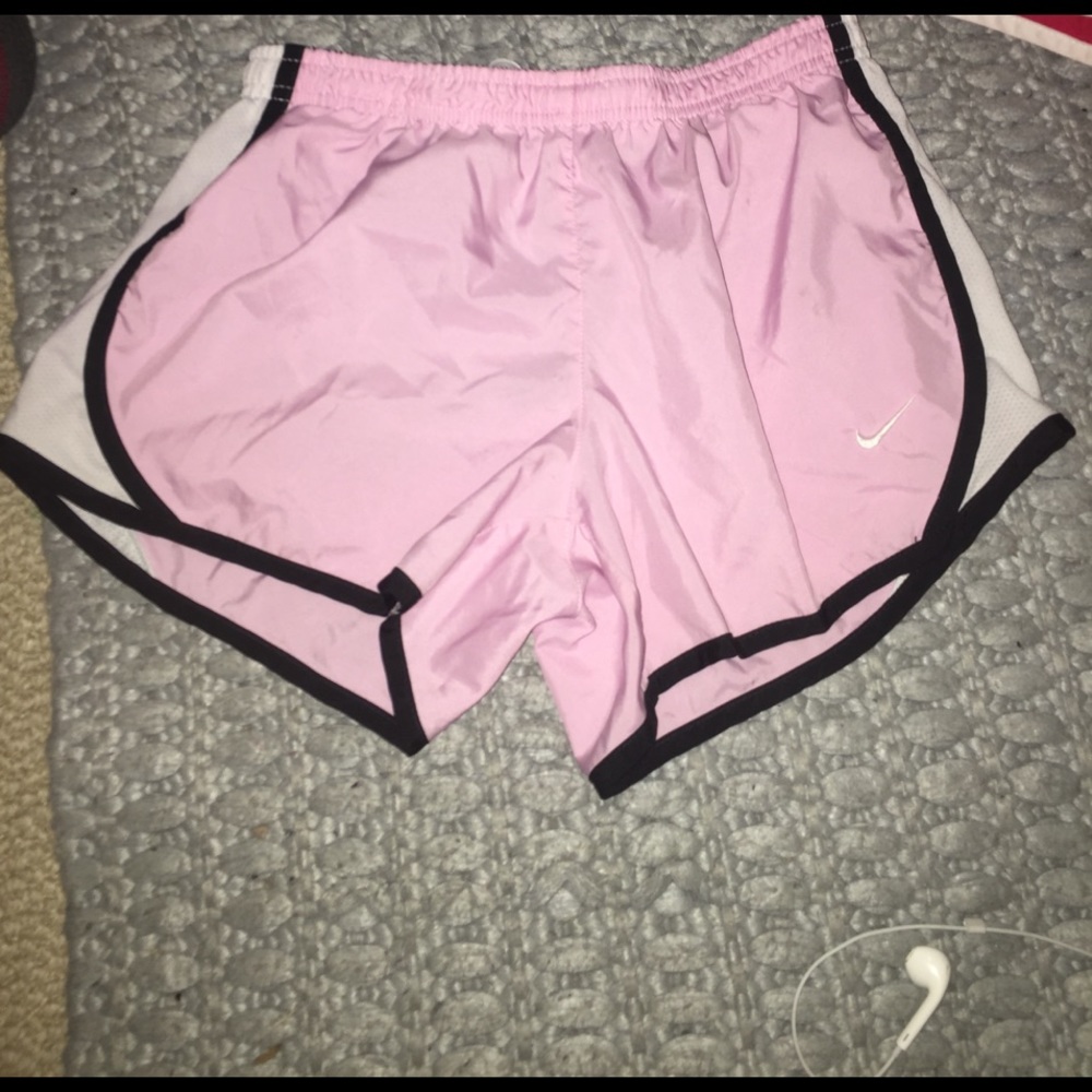 kids nike shorts