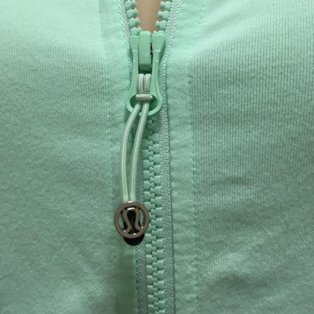 Lululemon jacket - Picture 2 of 7