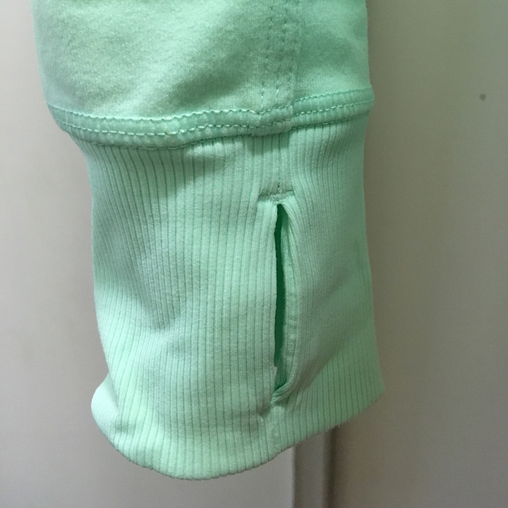 Lululemon jacket - Picture 3 of 7