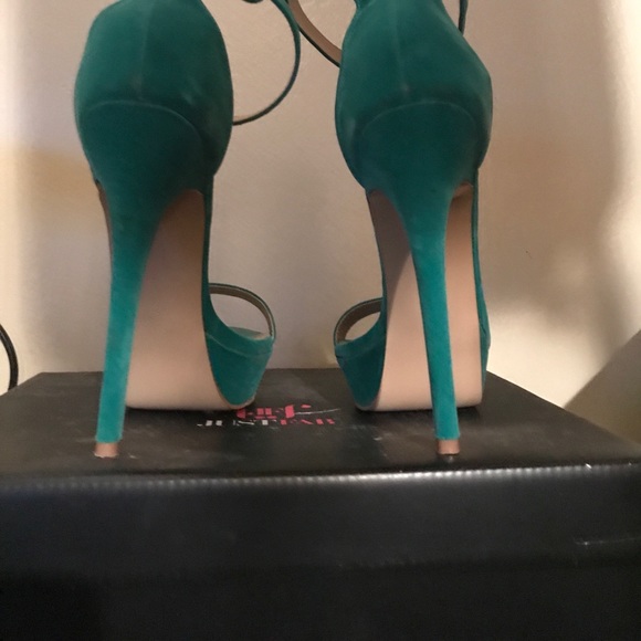 JustFab “Velvet Turquoise” Stilettos - Picture 2 of 3