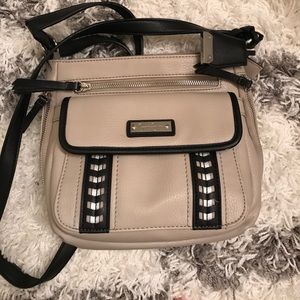 Jessica Simpson cross body purse