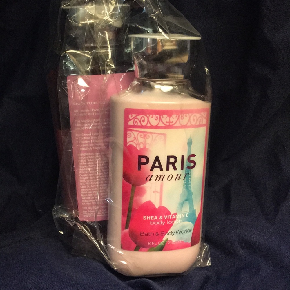 Bath & Body Works Paris Amour Set
