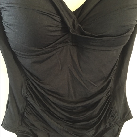 SOLD.  La Blanca Bathing Suit EUC - Picture 2 of 6