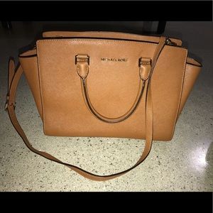 Michael Kors purse