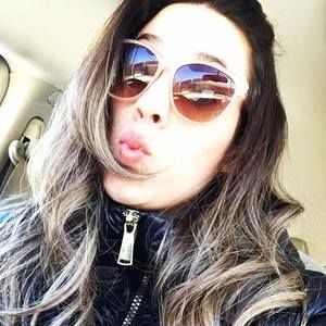 Meet your Posher, Luana michele