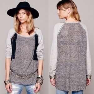 ⬇️  Oversized Sweatshirt Lace Insert