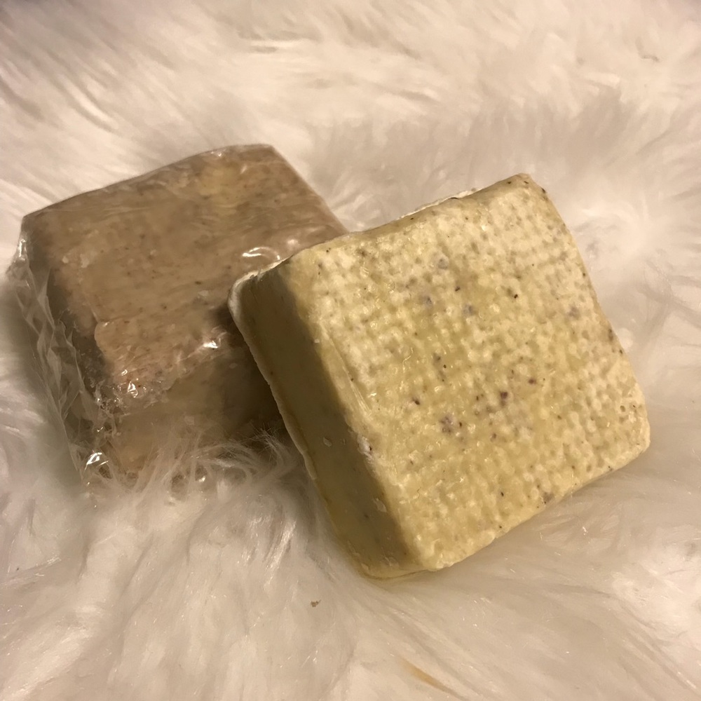 Lush Cosmetics Buffy Body Butter - Picture 3 of 5