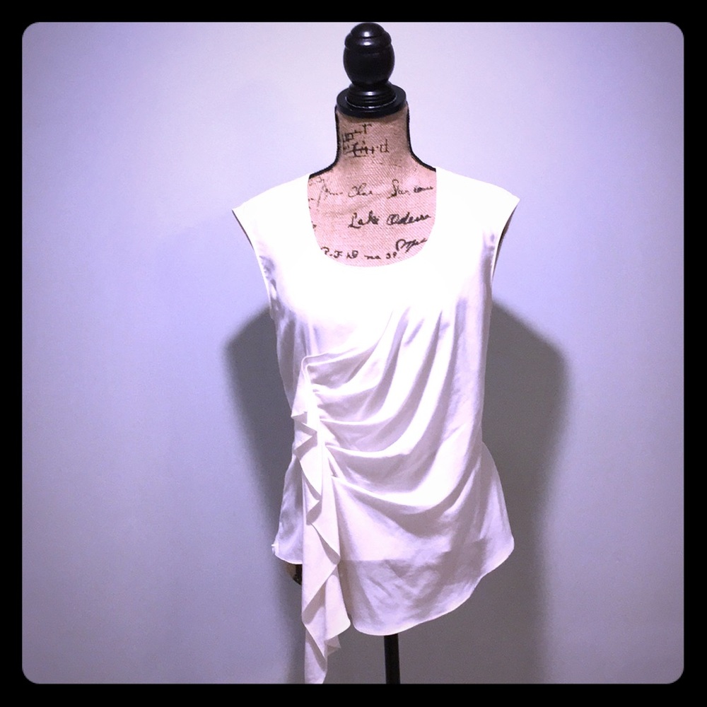DEREK LAM SLEEVELESS BLOUSE (Size 2).