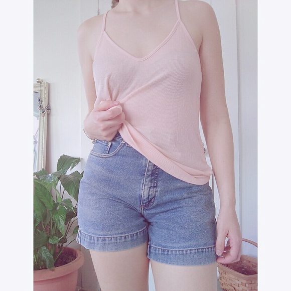 Soft Pink Ribbed Tank Top - Picture 2 of 6