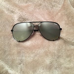 QUAY AUSTRALIA X DESI HIGH KEY SUNGLASSES