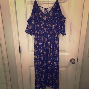 Floral dress with pockets!