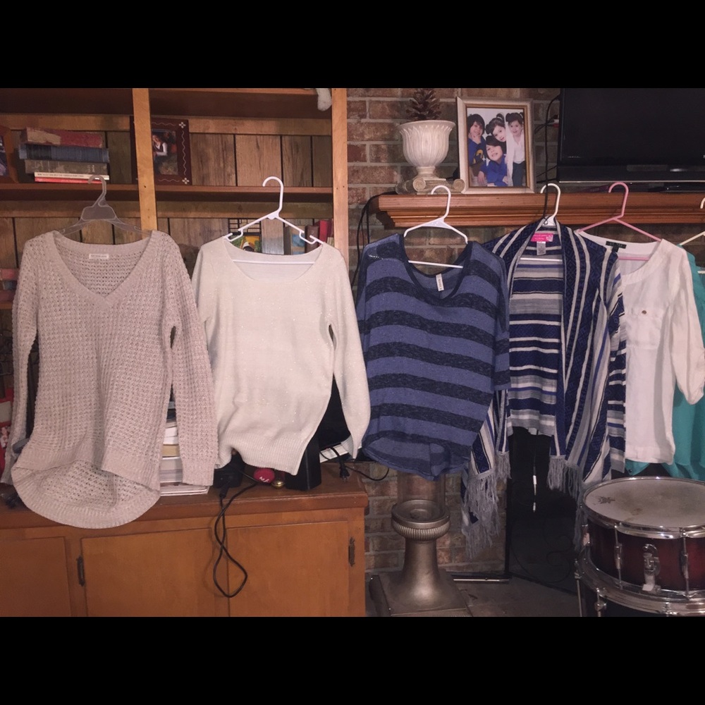 Women's lot/bundle longsleeveshirts/sweaters $8ech