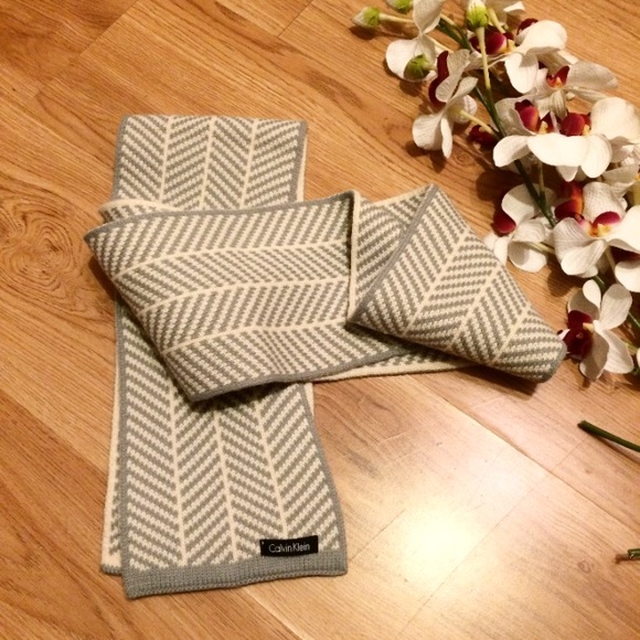 Calvin Klein Other - Calvin Klein Scarf