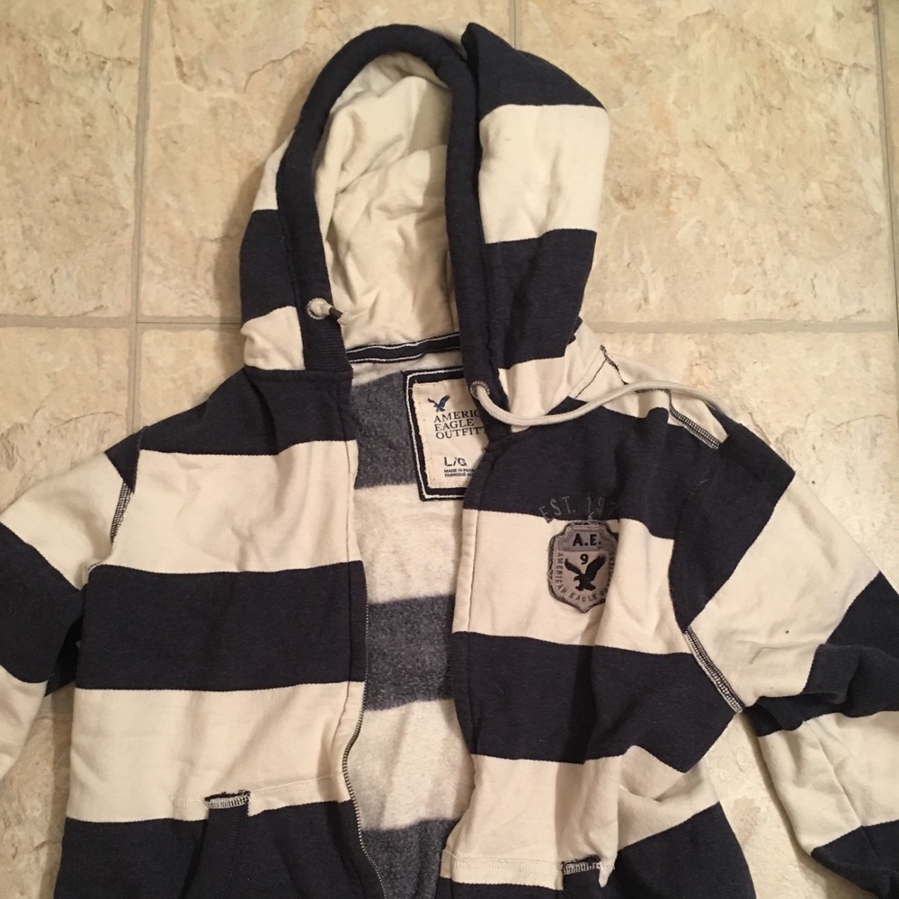 American eagle zip up hoodie large