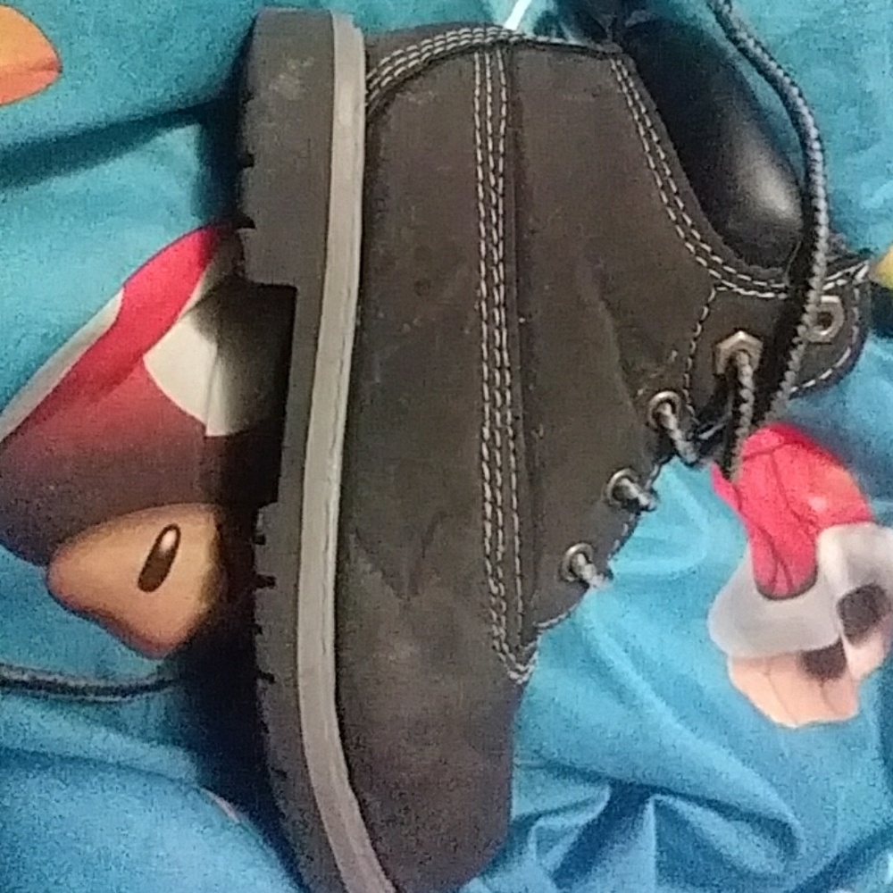 Kids boots